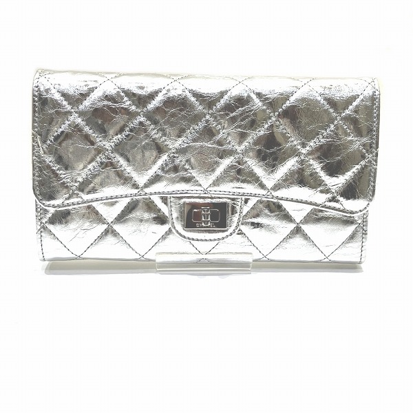 シャネル CHANEL マトラッセ 2.55 A2029 メタリックシルバー 長財布 3つ折り財布 レディース【中古】