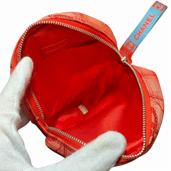 シャネル CHANEL ニュートラベルライン A17682 丸型 ブランド小物