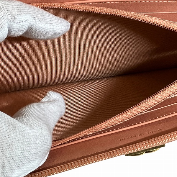 シャネル CHANEL ボーイ ラウンドファスナー 長財布 レディース【中古】