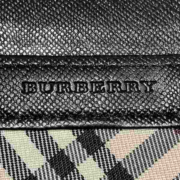 バーバリー Burberry ノバチェック柄 2つ折り財布 ユニセックス【中古】