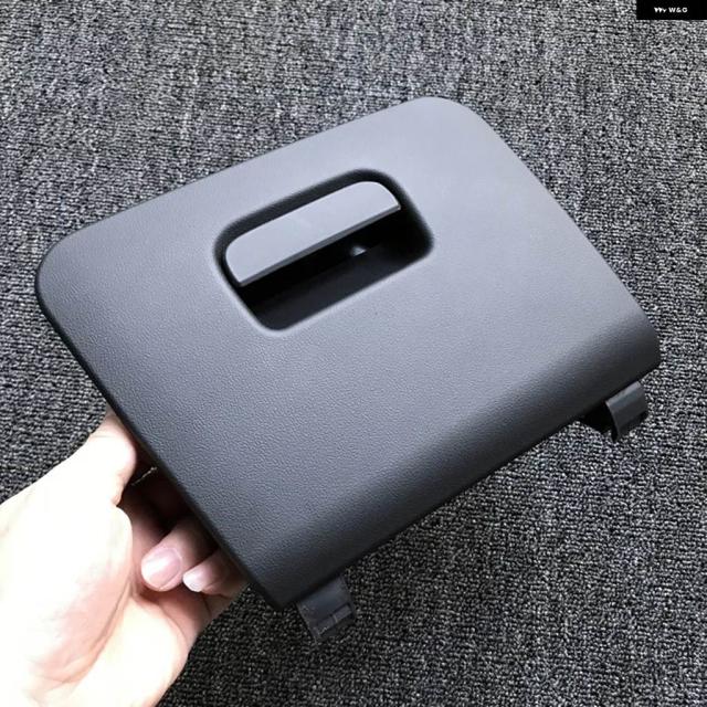 アウディ Q3 左 グローブ ボックス グローブ ボックス グローブ ボックス グローブ ボックス 運転席側 アンダーガードプレート カバー ハンドル