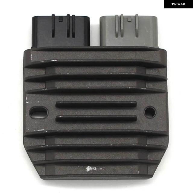 トライアンフ ロケットIII 2300 T1300470スピードストリートトリプル1050 ABS R 675 R タイガー800 XC用 オートバイ 電圧レギュレーター 整流器