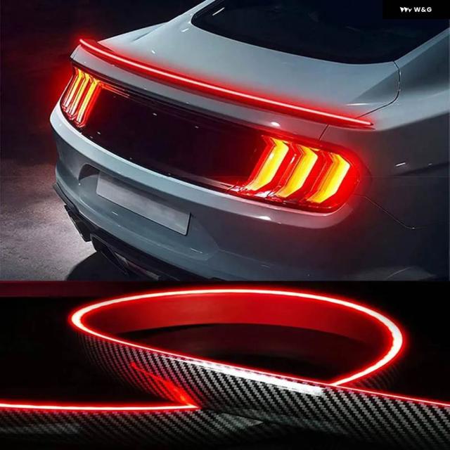 車用カーボンリアスポイラー ステッカー LEDストリップ ブレーキライト ウィンカーランプ 流れる 防水 リア テールライト 車用リアスポイラー 12V