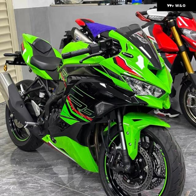 エンジンスライダー カワサキ ZX-4RR 2023 ZX4RR ZX 4RR 2024