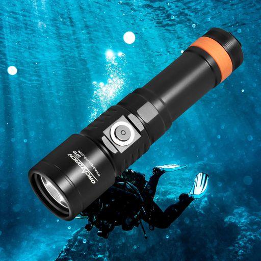 ORCATORCH D710 潜水灯 |3000ルーメン出力と150メートル防水