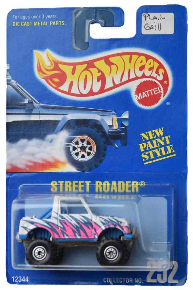 マテル Hot Wheels Street Roader 252 plain grill white  送料無料の通販は