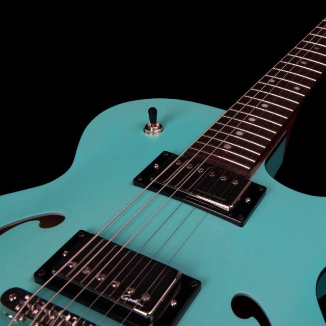 Godin ゴダン Montreal Premiere HT Laguna Blue エレキギター_4