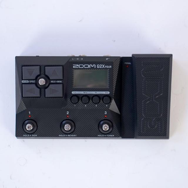 中古】 ZOOM G2X FOUR ギターマルチエフェクター アンプエミュレーター