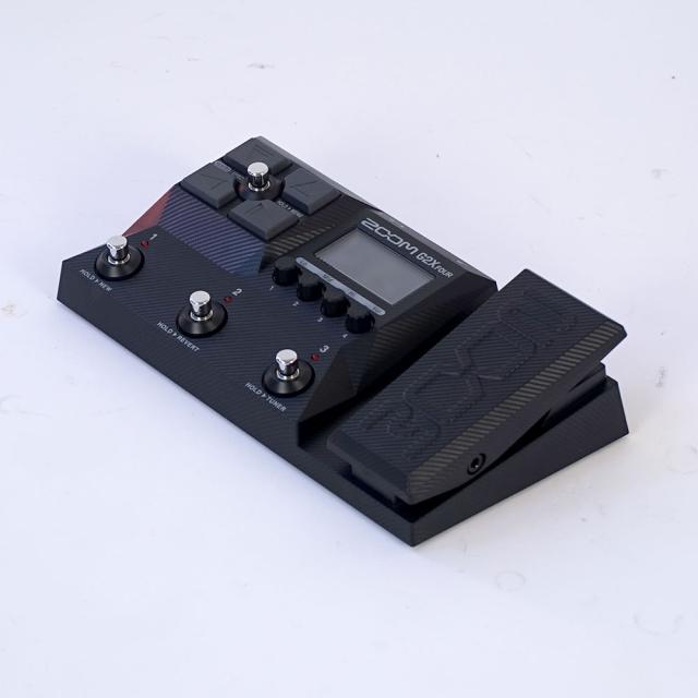 中古】 ZOOM G2X FOUR ギターマルチエフェクター アンプエミュレーター