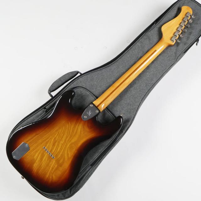 【中古】 MUSIC MAN ミュージックマン SABER II セイバー Sunburst R 1979年製 エレキギター
