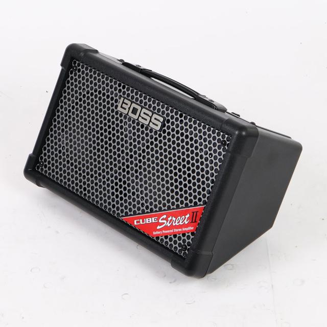 【中古】 BOSS CUBE STREET II Black 乾電池駆動パフォーマンス用ステレオアンプ 小型ギターアンプ コンボ_2