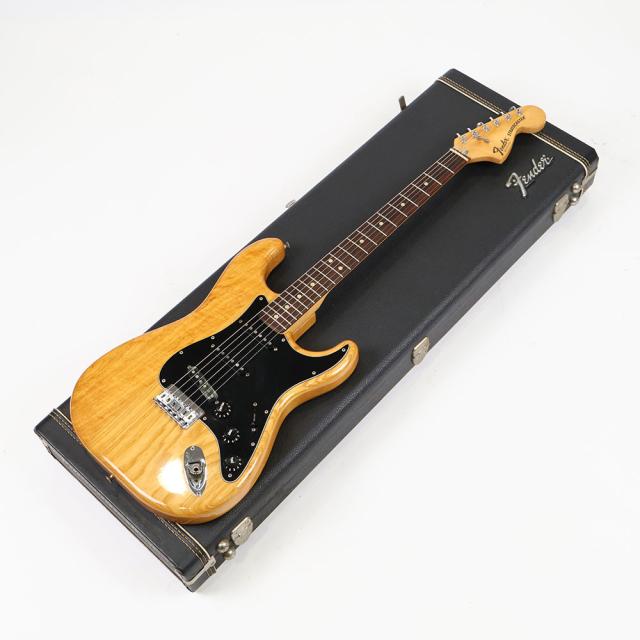 【中古】 Fender Stratocaster Natural Rosewood Fingerboard Hard Tail Refinish 1979年製
