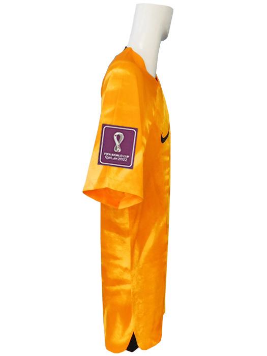 ナイキ)NIKE/22/23オランダ代表/ホーム/半袖/メンフィス/2022W杯バッジ