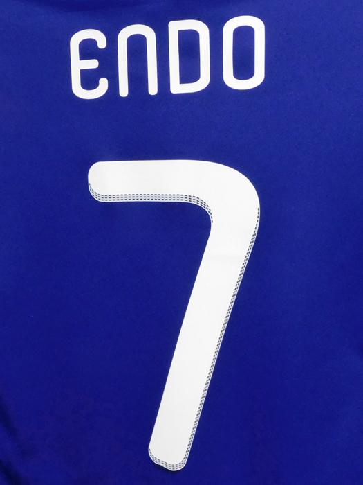 アディダス) adidas/10/11日本代表/ホーム/遠藤/復興支援モデル/TR611