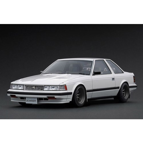 ignition model 1／18 Toyota Soarer 2800GT Extra (Z10) White 【IG3704】 (ミニカー)ミニカー