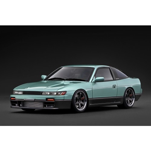ignition model Nissan Sileighty Green ／ Grey (1／18 Scale) 【IG4070】 (ミニカー)