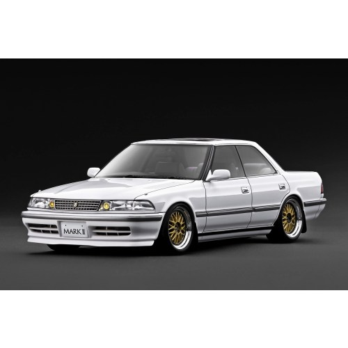 ignition model TOYOTA MARKII2.5 Grande LIMITED (JZX81) White(1／18 Scale) 【IG3854】 (ミニカー)
