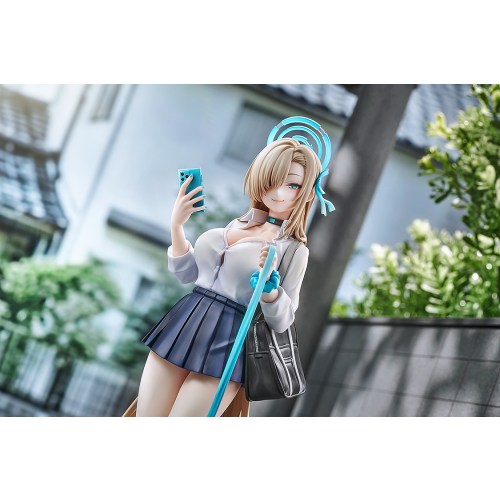 1／7 『ブルーアーカイブ -Blue Archive-』 アスナ(制服)メモリアルロビーVer. (塗装済み完成品フィギュア)_7