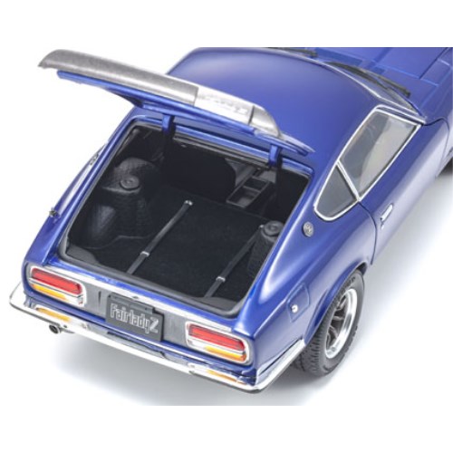 1／18 日産 フェアレディ Z-L (S30) (ブルーメタリック