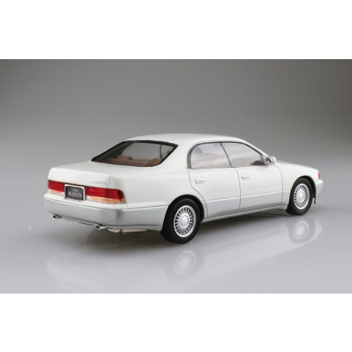 アオシマ トヨタ UZS141 クラウンマジェスタ C タイプ'91 1／24