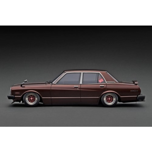 ignition model 1／18 Toyota MarkII Sedan Grande (MX41) Brown Metallic 【IG3427】 (ミニカー)ミニカー