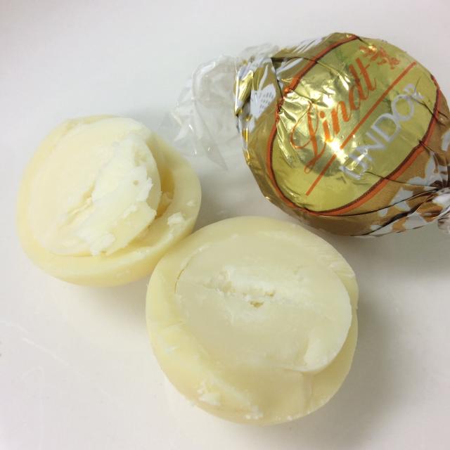 リンツ リンドール ホワイトパック 4P 48g3点セット 送料