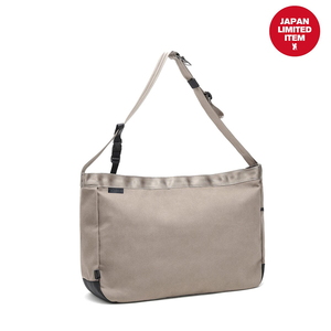 CHROME  【24秋冬】NEWSPAPER MESSENGER(ニュースペーパー メッセンジャー)  26L  FALLEN ROCK / SUEDE 11,396円