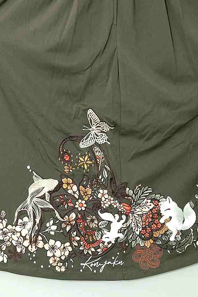 フラワーペイズリー」総刺繍ギャザースカート 今昔 レディース