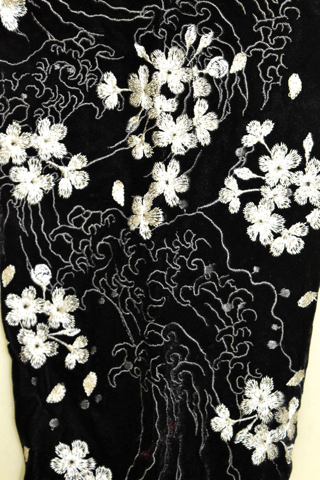 別珍スカジャン「虎」 朧 9053852 和柄 和風 おぼろ ベロア 刺繍