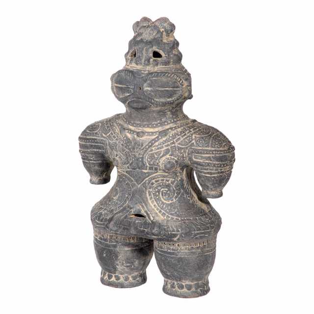 ハニワの土偶　（炭化）（高さ４３ｃｍ）