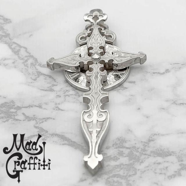 Mad Graffiti リベリアス クロス ペンダントトップ ネックレス シルバーアクセサリー シルバー925 逆十字 十字架 フラット プレート 勲章 ミディアム リベリアス クロス シルバーペンダントトップ Mad Graffiti
