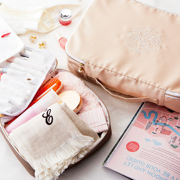 女の子の誕生日プレゼント トラベルポーチ コスメポーチ Love Travel ポーチセット 旅行や出張の多い女性への誕生日プレゼントにの通販はau Pay マーケット スマートギフト