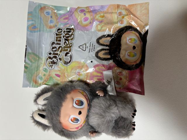 LABUBU ZIMOMO ラブブ シークレットグレー labubu キーホルダー