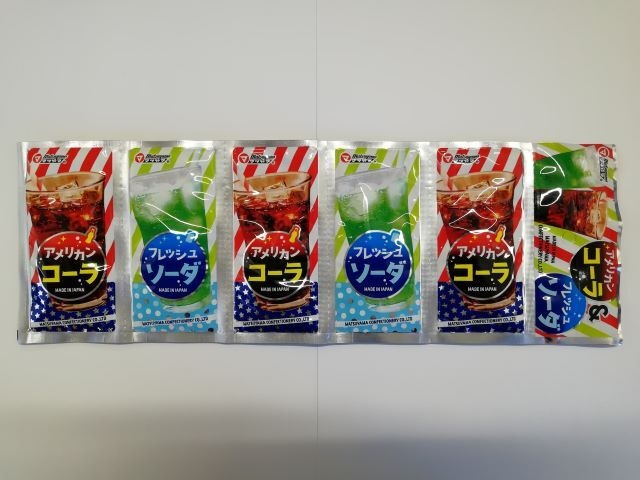 松山製菓 コ−ラ＆ソ−ダ ５連  ×150 【全国送料無料】(沖縄・離島は別途)