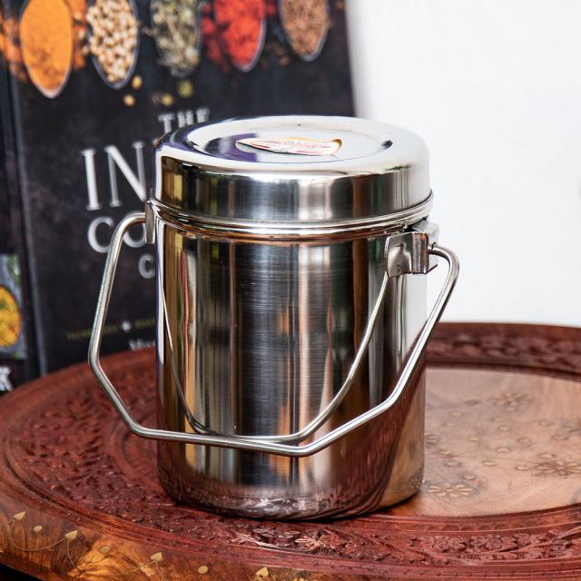 【送料無料】 3個セット】〔1.1L〕インドのステンレスミルクポット ビリー缶 ブッシュクラフト 焚き火とキャンプの直火調理にも / ビリカン ビリーカン ビリーポット 焚火缶 弁当箱 ランチボックス アジアン食品 エスニック食材_1