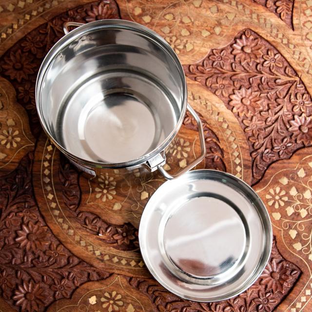 【送料無料】 3個セット】〔1.1L〕インドのステンレスミルクポット ビリー缶 ブッシュクラフト 焚き火とキャンプの直火調理にも / ビリカン ビリーカン ビリーポット 焚火缶 弁当箱 ランチボックス アジアン食品 エスニック食材_3