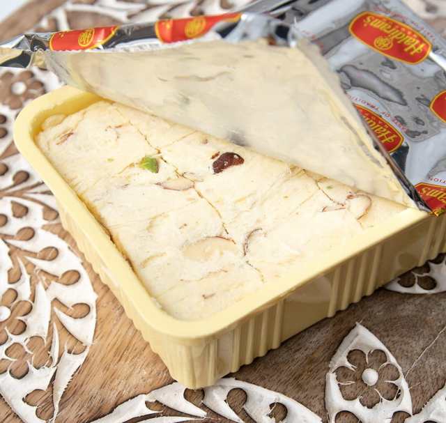 インドのお菓子 ソーンパブディ ココナッツ COCONUT SOAN PAPDI / ハルディラム ソーンパプディ  ハルディラム(Haridirams) エスニック料の通販はau PAY マーケット - インド アジアの雑貨と衣料 - TIRAKITA