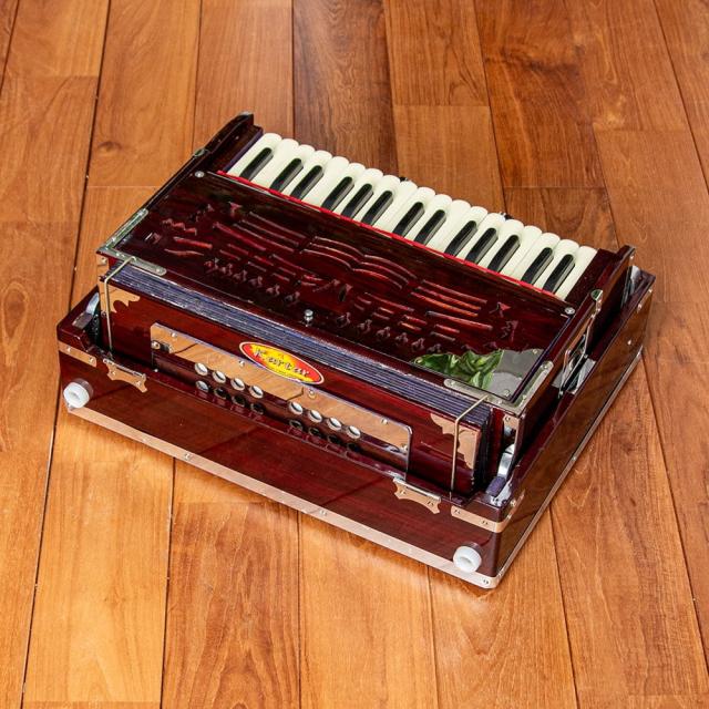 【送料無料】 【Kartar Music House社製】ポップアップハルモニウム クイックアクセスタイプ / Harmonium ピアノ インド 楽器 鍵盤楽器 民族楽器 インド楽器 エスニック楽器 ヒーリング楽器の通販は