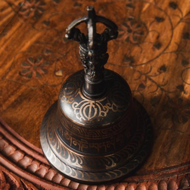 希少 ガンター（金剛鈴）とヴァジュラ（金剛杵）、宝匣セット 仏教美術