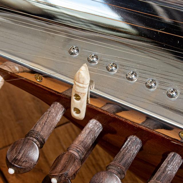 【送料無料】 【Kanai lal＆Sons社製】サロード Sarod Professional Quality / インド 楽器 弦楽器 民族楽器 インド楽器 エスニック楽器 ヒーリング楽器_7