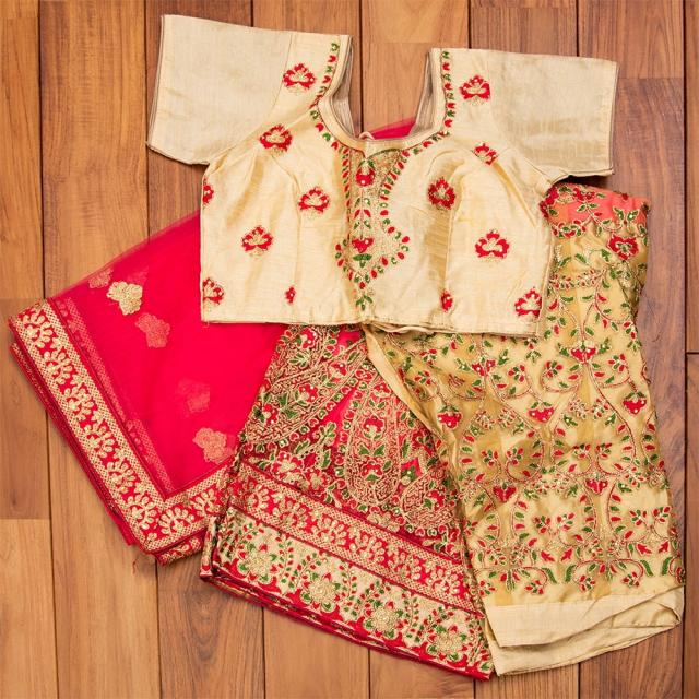 送料無料】 インドのレヘンガドレスセット / パーティードレス