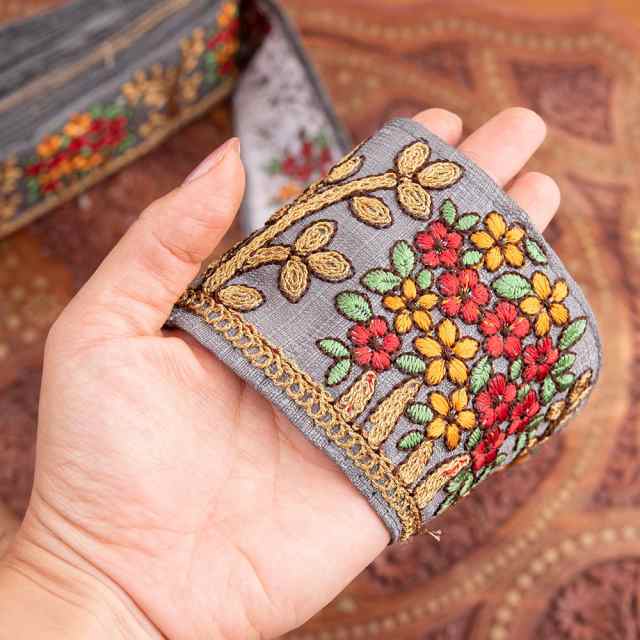 極太幅8cm】 チロリアンテープ メーター売 金糸が美しい 更紗模様のゴータ刺繍 満開 / Gota embroidery ラジャスタン インド  アジア の通販はau PAY マーケット - インド アジアの雑貨と衣料 - TIRAKITA | au PAY マーケット－通販サイト