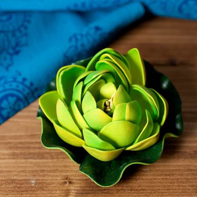 約9.5cm〕水に浮かぶ 睡蓮の造花 フローティングロータス 人工水草 蓮の花 インテリア 水槽 インド タイ バリ 変ったもの その他  エの通販はau PAY マーケット インド アジアの雑貨と衣料 TIRAKITA au PAY マーケット－通販サイト