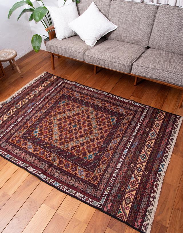 ベルベル族のラグ♦︎ モロッカンラグ　オールドキリム　ヴィンテージ　トライバルラグ ベルベル族のラグ♦︎ モロッカンラグ オールドキリム ヴィンテージ