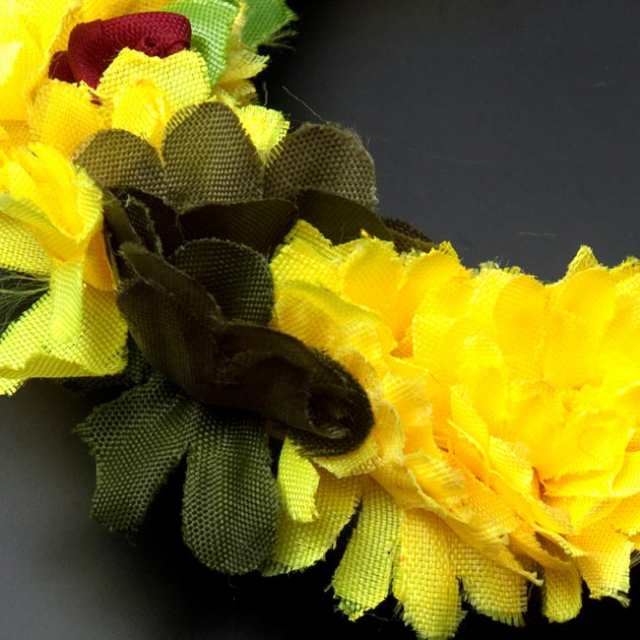 南インドの髪飾り 黄色の花 ジャスミン 頭 アクセサリー エスニック アジア アンクレット ピアス リング ビンディーの通販はau Pay マーケット インド アジアの雑貨と衣料 Tirakita
