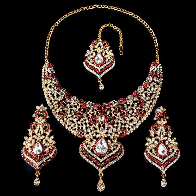 【送料無料】 インドアクセサリー3点セット〔ネックレス ピアス ティッカ〕 パーティーや結婚式などへ / アクセサリーセット ペンダント エスニック アジア アンクレット リング ビンディーの通販は 6,160円