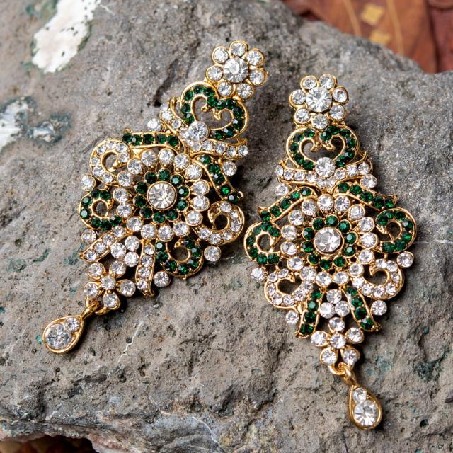 インドアクセサリー3点セット〔ネックレス ピアス ティッカ