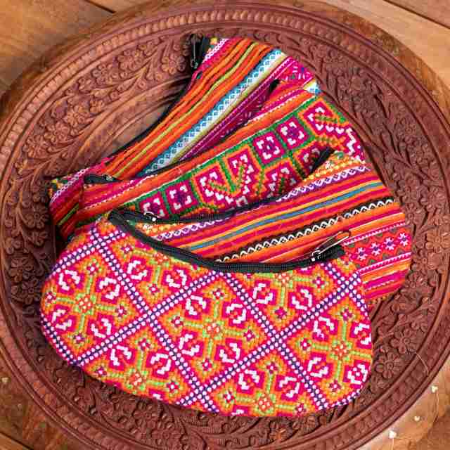 モン族の伝統刺繍小物入れ＆ペンケース メイクポーチ / バッグ 財布