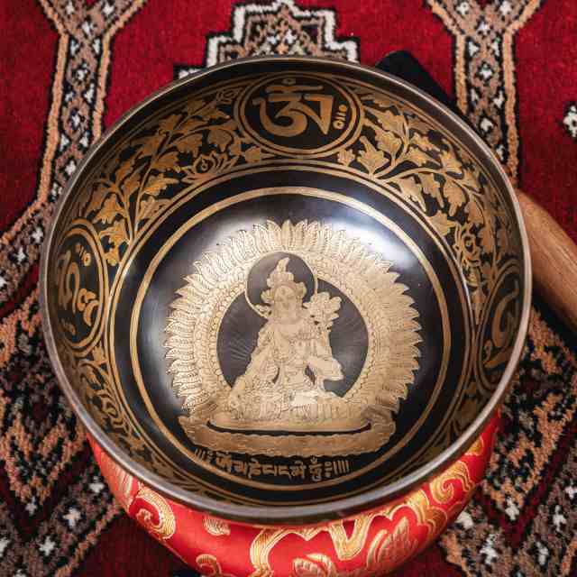 大特価販売 【一点物】白多羅菩薩 ホワイトターラー 細密彫りチベタン
