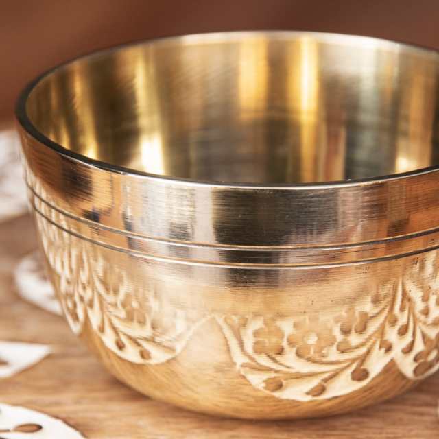 シンプルシンギングボウル ライン模様入り 9 7cm シンギングボール Singing Bowl 仏教 楽器 瞑想 民族楽器 インド楽器 エスニック楽器 の通販はau Pay マーケット インド アジアの雑貨と衣料 Tirakita